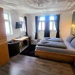 Goldener Stern Гостевой дом Ипхофен