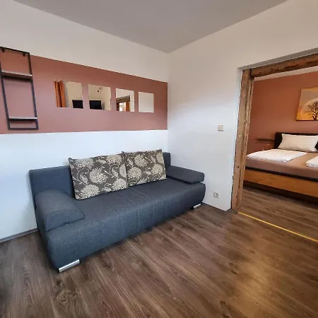Goldener Stern 3*